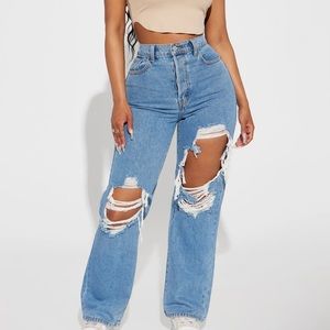 RIPPED JEANS